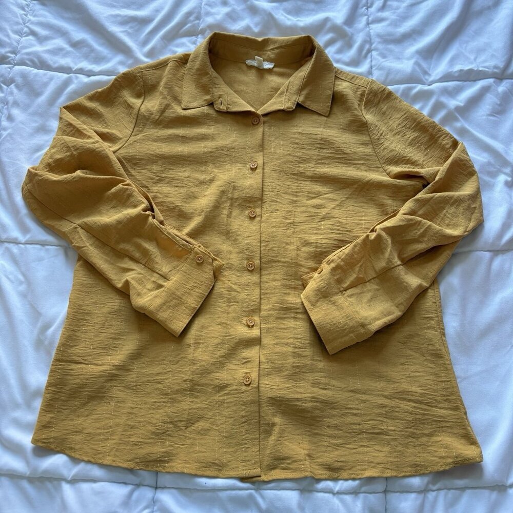 Womens Size Medium Yellow Blouse Long Sleeve Button Up Officechic Corpcore City‎